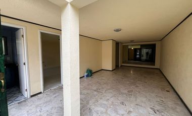 Se renta casa en Prados del Rosario, Azcapotzalco.