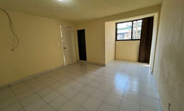 Se renta casa en Prados del Rosario, Azcapotzalco.