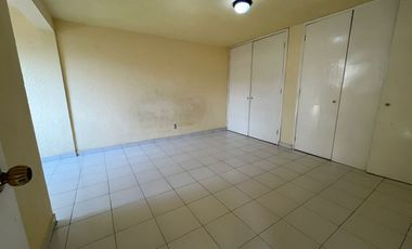 Se renta casa en Prados del Rosario, Azcapotzalco.