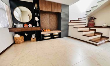 Venta de Residencia a 15 minutos de Galerias Metepec