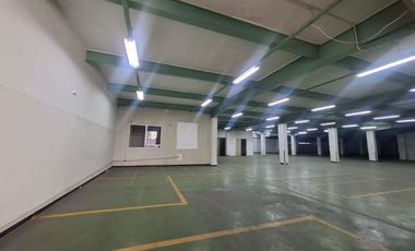 Gudang dan kantor 2 lantai siap huni di Kawasan Industri Pulogadung