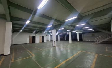 Gudang dan kantor 2 lantai siap huni di Kawasan Industri Pulogadung