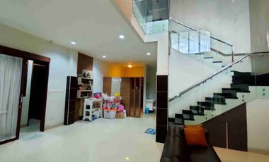 Disewakan Rumah Siap Huni 
Di Komplek Batununggal Indah Full furnished
Harga Sewaan Di Bawah Pasar