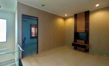 Disewakan Rumah Siap Huni 
Di Komplek Batununggal Indah Full furnished
Harga Sewaan Di Bawah Pasar