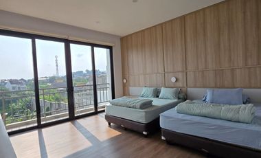 Rumah Baru Good View Bonus Furniture di Mainroad Setraduta