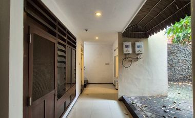 For Rent Business House Zero Highway, Surabaya City Center, Suitable for Office, Cafe, Supermarket in Ciliwung, Hr Muhammad, Mayjend, Darmo Surabaya