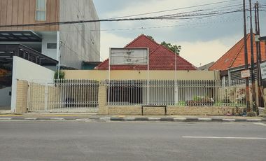 For Rent Business House Zero Highway, Surabaya City Center, Suitable for Office, Cafe, Supermarket in Ciliwung, Hr Muhammad, Mayjend, Darmo Surabaya