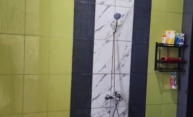 Disewakan Rumah 2 Lantai Minimalis Baru Renov Lokasi di Buah Batu Regency Bandung