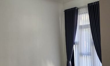 Disewakan Rumah 2 Lantai Minimalis Baru Renov Lokasi di Buah Batu Regency Bandung