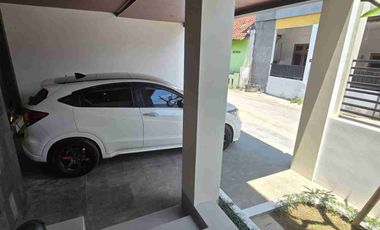 DIJUAL CEPAT RUMAH MEWAH TEPI JLN ASPAL DEKAT UGM KOLAM RENANG PRIBADI PALAGAN