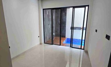 DIJUAL CEPAT RUMAH MEWAH TEPI JLN ASPAL DEKAT UGM KOLAM RENANG PRIBADI PALAGAN