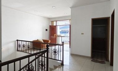 Hunian Nyaman Sewa 2Lt, Semifurnish di Taman Permata Indah Dengan Row Jalan Lebar, Jogging Track, Tempat Ibadah Dekat Mall Daan Mogot, Taman Palem