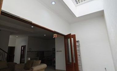 Hunian Nyaman Sewa 2Lt, Semifurnish di Taman Permata Indah Dengan Row Jalan Lebar, Jogging Track, Tempat Ibadah Dekat Mall Daan Mogot, Taman Palem