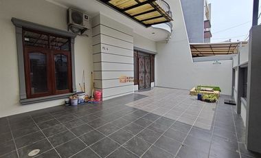 Hunian Nyaman Sewa 2Lt, Semifurnish di Taman Permata Indah Dengan Row Jalan Lebar, Jogging Track, Tempat Ibadah Dekat Mall Daan Mogot, Taman Palem