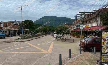 🏡 Casa hemosa💯
🔥 “Increíble Oportunidad en Apulo: 3 Pisos, 4 Apartamentos y Local Comercial en Zona Turística”

🏡 “Edificación de 3 Niveles en Sector Turístico de Apulo: Frente a Futuro Parque Municipal”