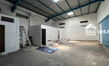 DISEWAKAN GUDANG DI SOLO DEKAT PASAR LEGI, STASIUN SOLO BALAPAN, HOTEL MAHALAYA