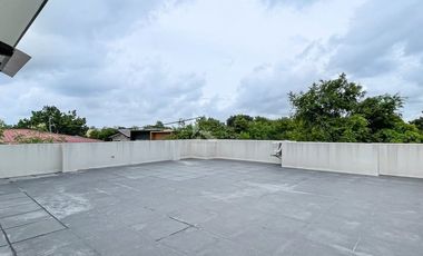 House for Sale in Paranaque near PATTS Brandnew with 4 bedrooms  - JB