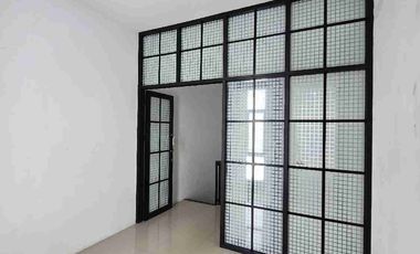 Di jual Ruko 2 lantai di Perumahan Harapan Jaya Bekasi Utara