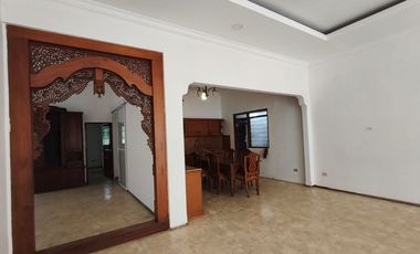 Rumah Mewah Siap Huni Bebas Banjir di Komplek Abadi Duren Sawit