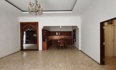 Rumah Mewah Siap Huni Bebas Banjir di Komplek Abadi Duren Sawit