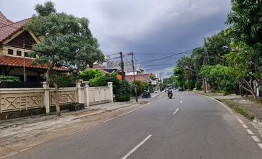 Rumah Mewah Siap Huni Bebas Banjir di Komplek Abadi Duren Sawit