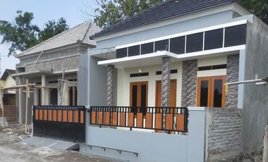 Dijual Rumah : 