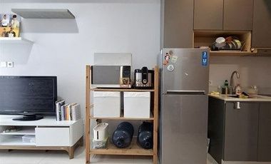 Sewa 2BR 44m2 Taman Anggrek Residence Semi Furnish, Pool View, Dekat APL Tower, Slipi & Citraland, Tanjung Duren, Jakarta Barat