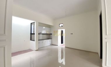 RUMAH BARU STRATEGIS DEKAT UII DAN WISATA BLUE LAGON