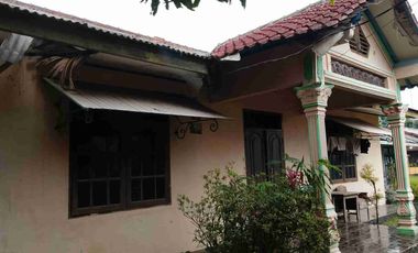 Rumah Murah akses Mobil dkt Jl Raya