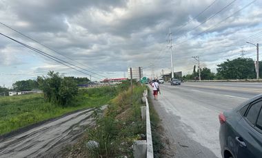 COMMERCIAL LOT FOR LEASE ALONG THE HIGH-WAY OG ROAD SAN FERNANDO PAMPANGA