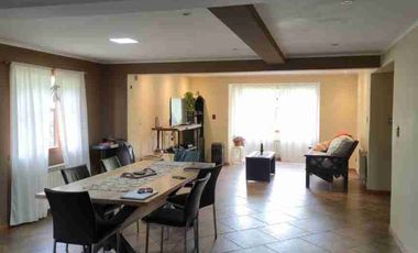 Casa en Las Victorias 158m2 cub. Oportunidad!!