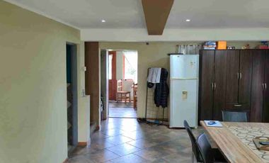 Casa en Las Victorias 158m2 cub. Oportunidad!!