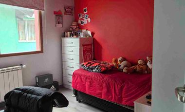 Casa en Las Victorias 158m2 cub. Oportunidad!!