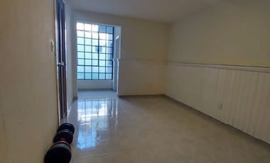 CASA MUY AMPLIA EN TEPEPAN CON 4 REC, 3 EST,3 Y MEDIO BAÑOS Y TERRAZA