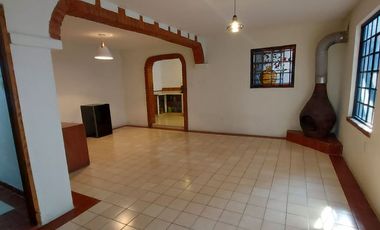 CASA MUY AMPLIA EN TEPEPAN CON 4 REC, 3 EST,3 Y MEDIO BAÑOS Y TERRAZA