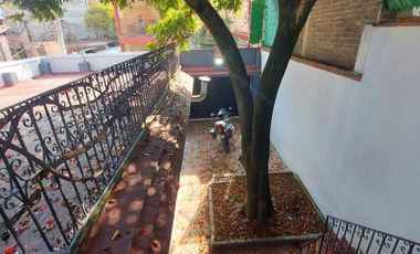 CASA MUY AMPLIA EN TEPEPAN CON 4 REC, 3 EST,3 Y MEDIO BAÑOS Y TERRAZA