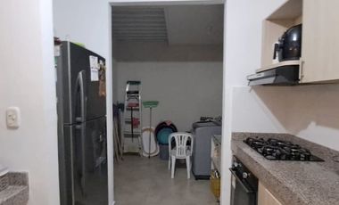 CÓD. 1321. CASA EN CONJUNTO CERRADO EN EL NORTE DE VALLEDUPAR.