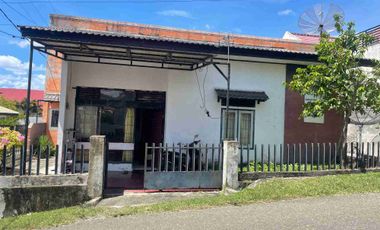 DIJUAL RUMAH HOOK HITUNG HARGA TANAH LUAS 260 METER DI MEUSARA AGUNG GUE GAJAH KETAPANG