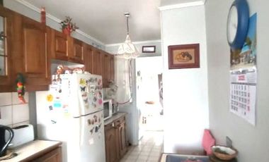 Casa sector Krahmer  excelente estado $ 270.000.000.