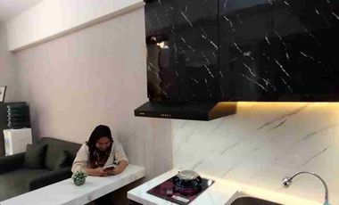 disewakan apartemen gunawangsa tidar full furnish mewah type 2 br