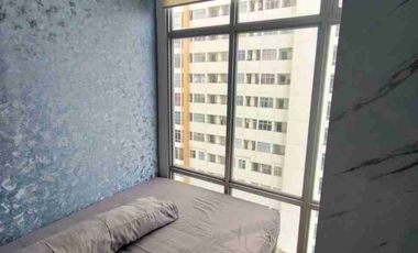 disewakan apartemen gunawangsa tidar full furnish mewah type 2 br