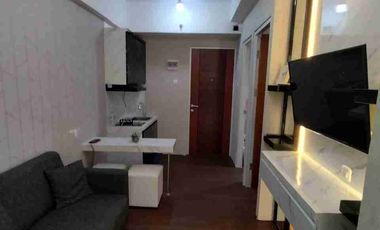 disewakan apartemen gunawangsa tidar full furnish mewah type 2 br