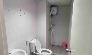 disewakan apartemen gunawangsa tidar full furnish mewah type 2 br