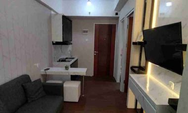 disewakan apartemen gunawangsa tidar full furnish mewah type 2 br