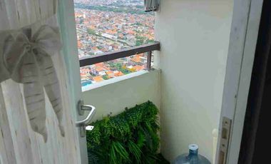 disewakan apartemen gunawangsa tidar full furnish mewah type 2 br