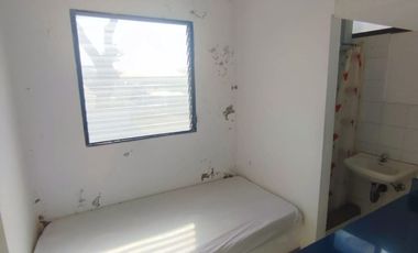 LAS CONCHAS: VENDO CASA FRENTE AL MAR CON PISCINA