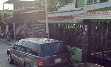 VENTA DE CASA CALLE GARDENIAS NUMERO 110 PLAZA VILLAHERMOSA VILLA HERMOSA TABASCO