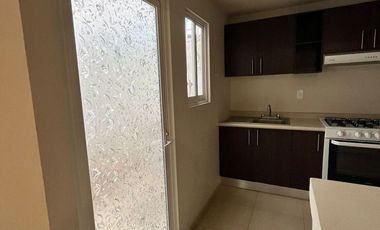 Casa en RENTA en PACHUCA; cercano a escuelas. Arboledas de Santa matilde, $9,000.00 mensuales