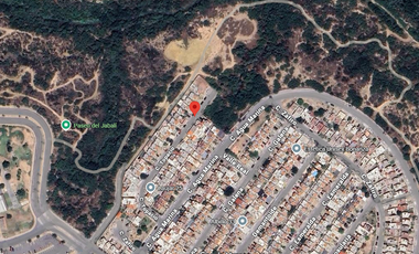 Preciosa casa en maravillosa zona, precio especial. C. Topacio, Valle Real, 88276 Nuevo Laredo, Tamps.