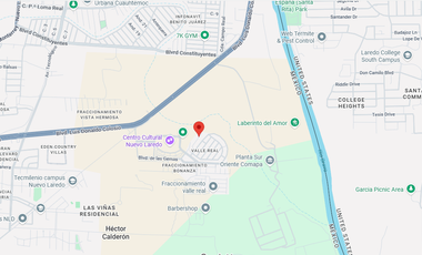 Preciosa casa en maravillosa zona, precio especial. C. Topacio, Valle Real, 88276 Nuevo Laredo, Tamps.